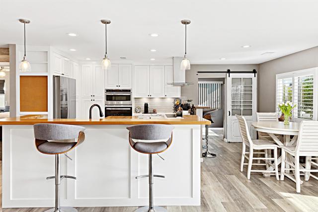 Detail Gallery Image 15 of 44 For 3743 Rosemary Way, Oceanside,  CA 92057 - 2 Beds | 2 Baths