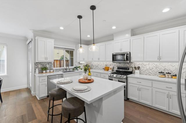 5521 Southcrest Way, San Jose CA: https://media.crmls.org/mediaz/0f363512-a0ba-41be-94af-db3d86814fad.jpg