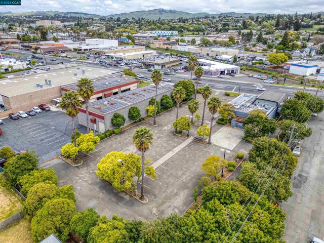 Image 18 of 21 For 3201 Sonoma Blvd