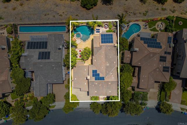 3219 Corte Paloma, Carlsbad CA: https://media.crmls.org/mediaz/0f378184-d123-4140-b467-f62a0edf2076.jpg