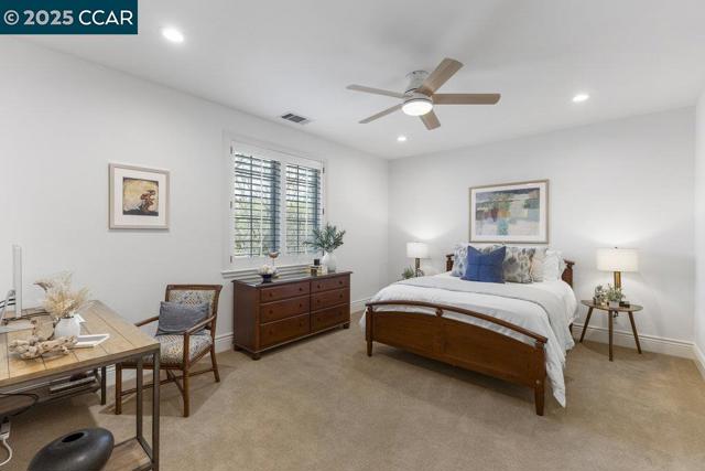 21 Meadow Lake Dr, Danville CA: https://media.crmls.org/mediaz/0f3a0b05-887c-4d21-83cc-de03221fc135.jpg
