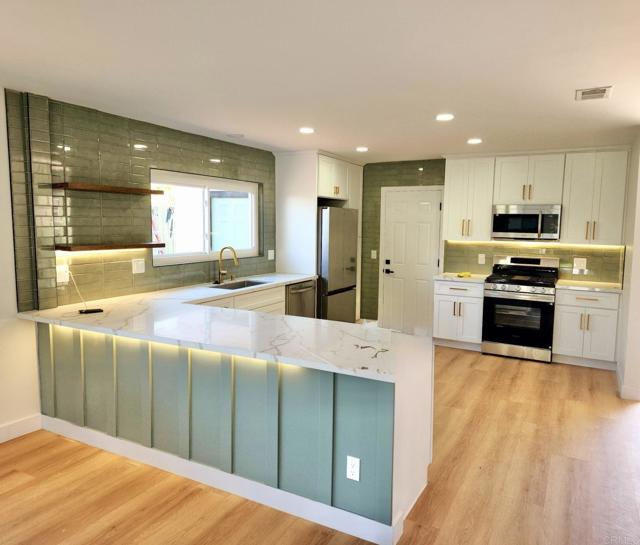 2819 Morningside St, San Diego CA: https://media.crmls.org/mediaz/0f3ab1e9-4ad0-4acf-905f-7577c1aa55e6.jpg