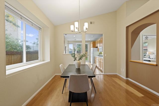 Detail Gallery Image 8 of 24 For 11086 Doverhill Rd, San Diego,  CA 92131 - 3 Beds | 2 Baths