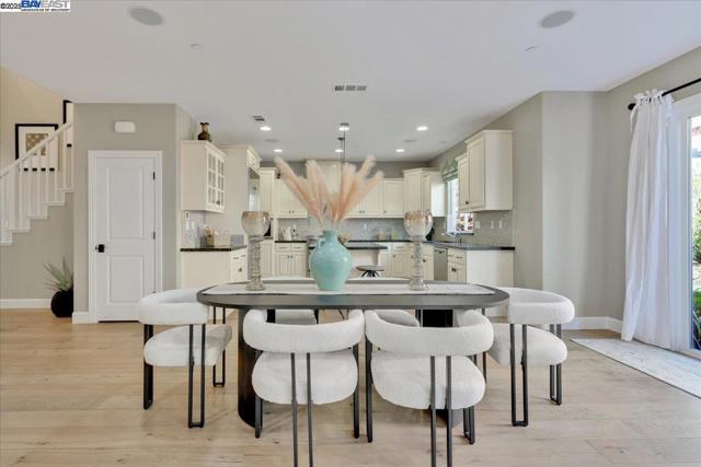 Image 3 of 60 For 3956 Jordan Ranch Dr