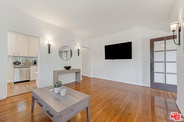 Drew Fenton | 153 W Channel Road Santa Monica CA | MLS: 7020030
