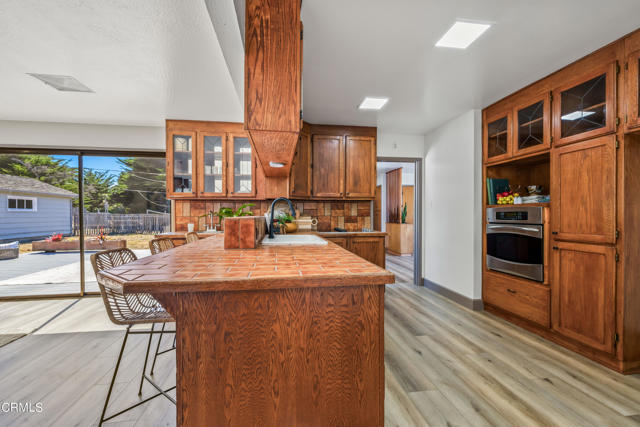 18601 Cypress Road, Fort Bragg CA: https://media.crmls.org/mediaz/0f3f1235-d8f2-4609-8671-b5c03a36050c.jpg