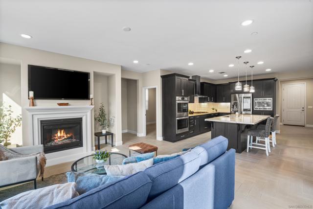 7066 Via Agave, San Diego CA: https://media.crmls.org/mediaz/0f3ff815-16f9-4417-bb5c-1fb4a8da1ab1.jpg