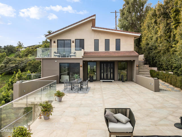 Detail Gallery Image 13 of 69 For 12480 Viewcrest Rd, Los Angeles,  CA 91604 - 5 Beds | 7 Baths