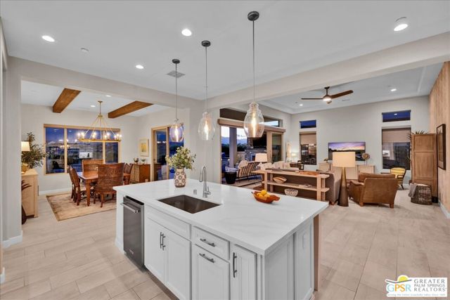 61 Zinfandel, Rancho Mirage CA: https://media.crmls.org/mediaz/0f4118a0-3e6e-4146-993c-9550fb4f8a60.jpg