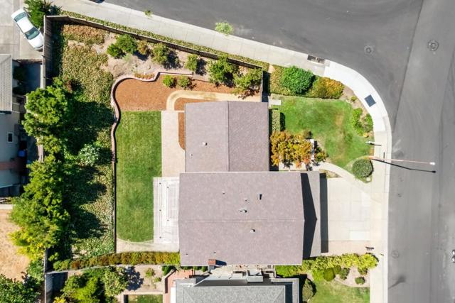 6561 Skyfarm Drive, San Jose CA: https://media.crmls.org/mediaz/0f4147de-0fc3-40e1-94f2-22535d8542c9.jpg