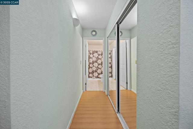 535 Pierce St, Albany CA: https://media.crmls.org/mediaz/0f444c9d-bbb6-4de0-8082-c41394154f04.jpg