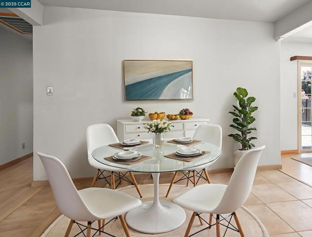 928 Sassel Ave, Concord CA: https://media.crmls.org/mediaz/0f44ed3e-1993-4eff-a957-802a9f837388.jpg