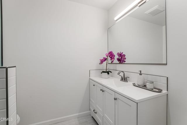 162 W Alta Green, Port Hueneme CA: https://media.crmls.org/mediaz/0f461484-195f-4331-b9c9-10ddebb66b00.jpg