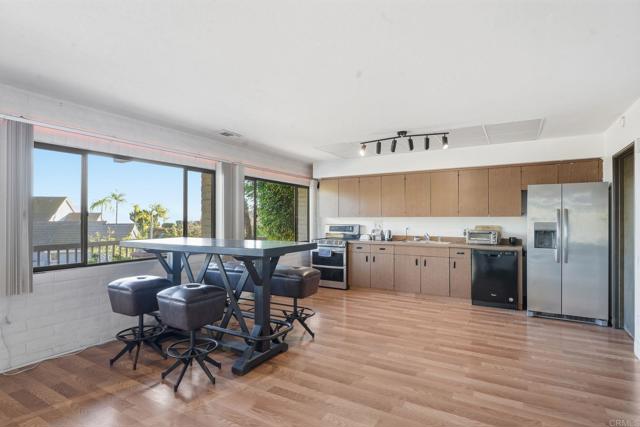 Detail Gallery Image 27 of 48 For 9902 Heavenly Way, La Mesa,  CA 91941 - 3 Beds | 3/1 Baths