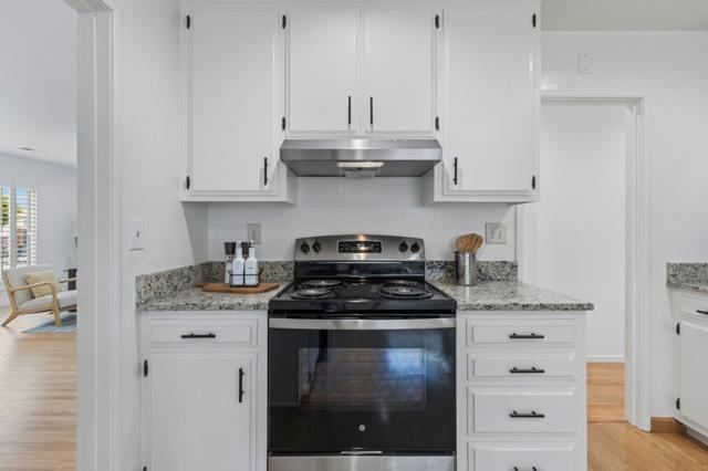 1291 Linton Street, San Leandro CA: https://media.crmls.org/mediaz/0f48c2c8-0902-4b38-a3e7-9e2dd94181ef.jpg