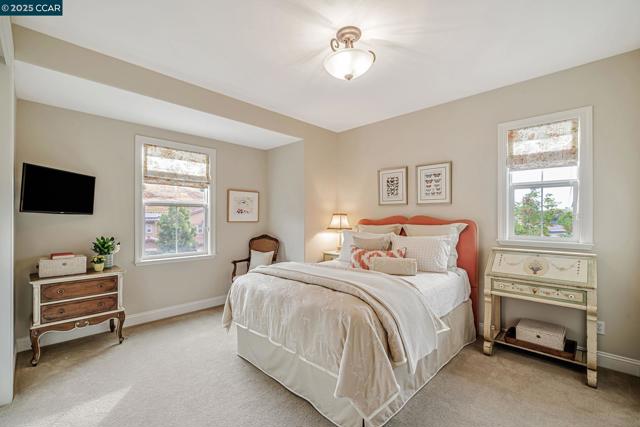 120 Tamarind Ln, Danville CA: https://media.crmls.org/mediaz/0f48e53e-d335-48ad-8c6d-ae81d2bb38e8.jpg