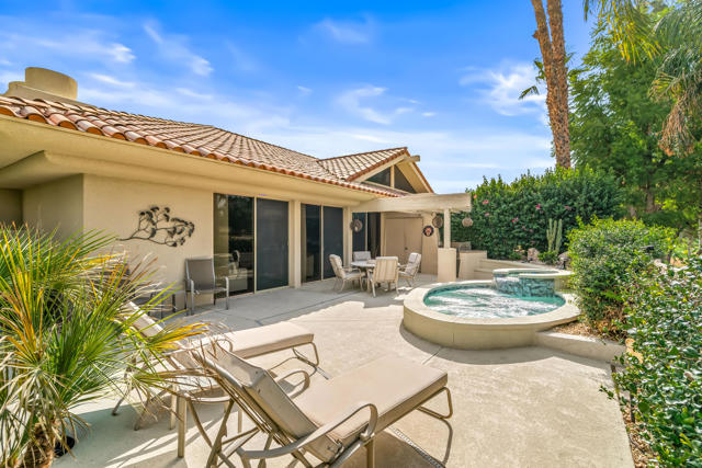 51 Kavenish Drive, Rancho Mirage, CA 92270