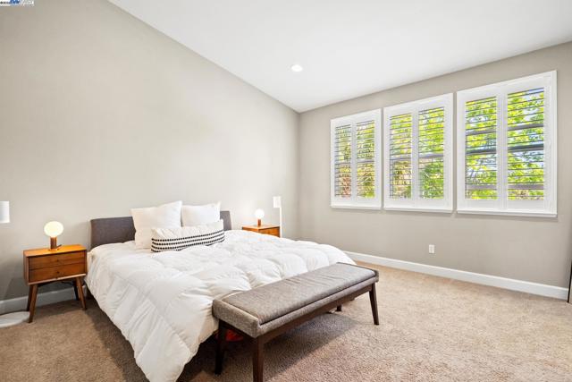 1736 Cottswald St, Danville CA: https://media.crmls.org/mediaz/0f49667c-c264-4399-b83d-6c4def167d0c.jpg