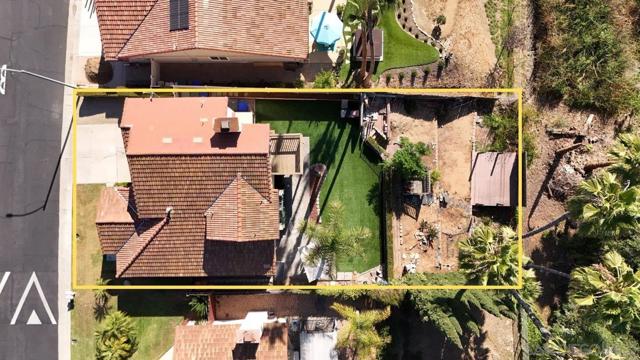 378 Paseo Marguerita, Vista CA: https://media.crmls.org/mediaz/0f49adc9-947e-4bfd-a825-6d626ae22071.jpg