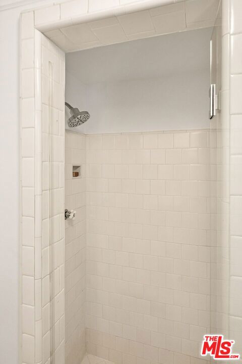 9742 Saturn Street, Los Angeles CA: https://media.crmls.org/mediaz/0f49bf2a-1446-4e82-a7d7-94708c674f78.jpg