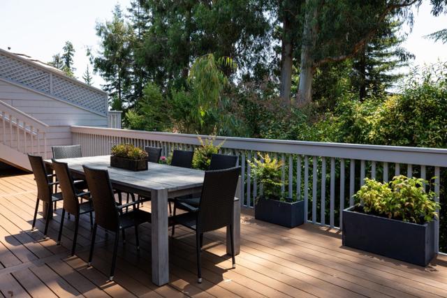 1330 Trinity Drive, Menlo Park CA: https://media.crmls.org/mediaz/0f4a0826-781a-4319-8d3e-e555624e0b7c.jpg