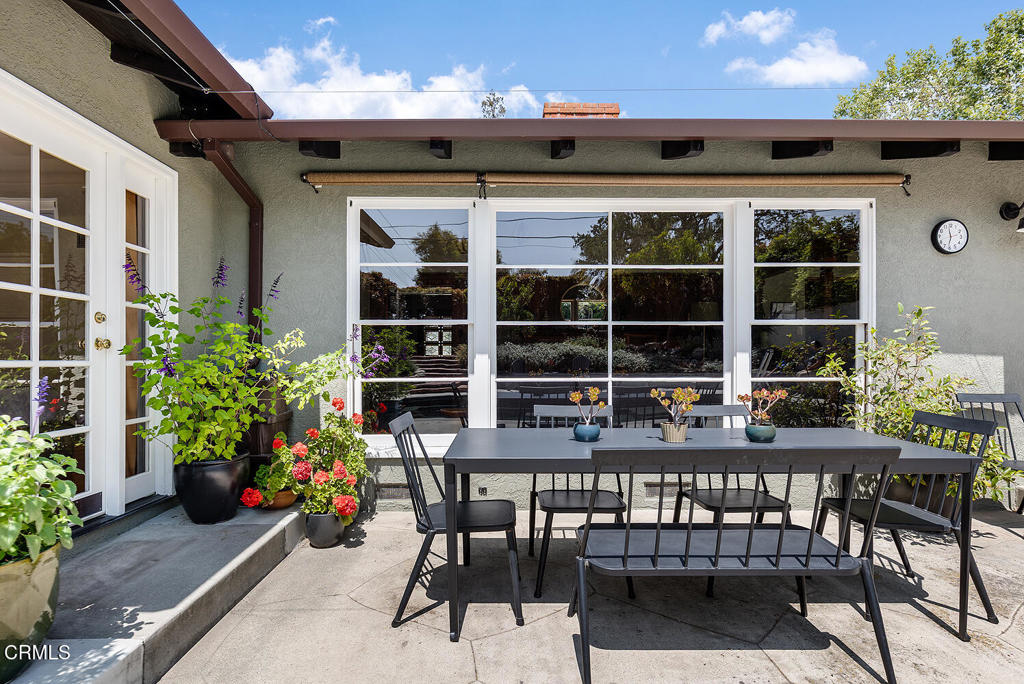 1024 E Walnut AvenueBurbank img 6