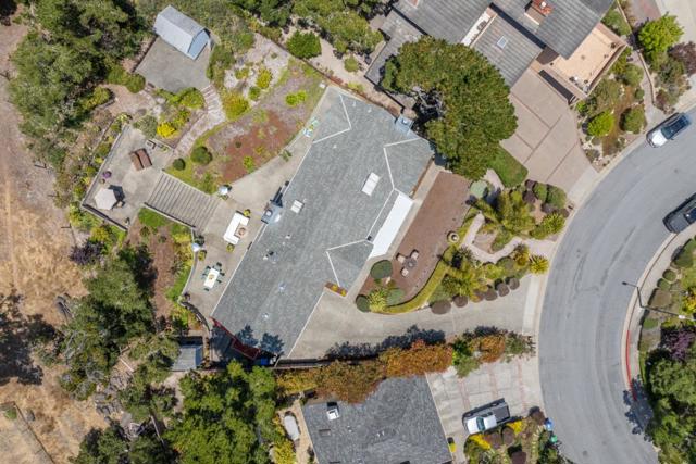 6 Huckleberry Court, Monterey CA: https://media.crmls.org/mediaz/0f4aa09a-9402-4b69-bd06-b7c44067ac16.jpg