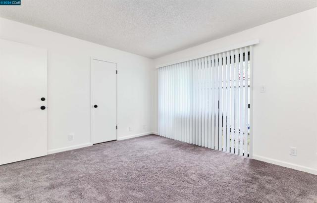 Image 16 of 23 For 1215 Kenwal Rd  D
