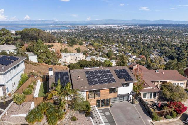 865 Somerset Court, San Carlos CA: https://media.crmls.org/mediaz/0f4b42b7-e9b9-4af8-86b2-132082d0ebe4.jpg