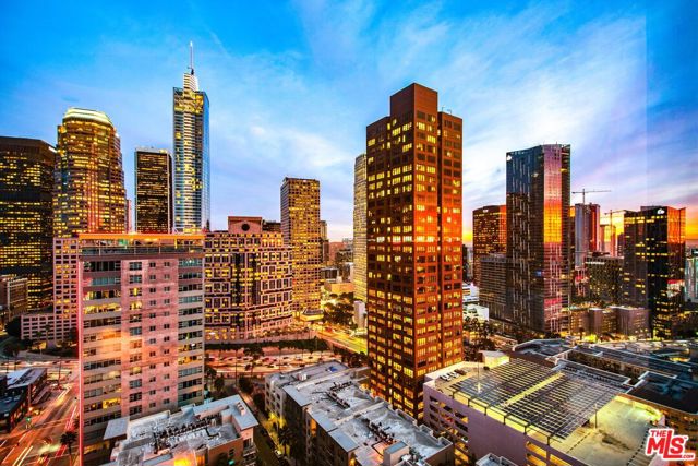 1100 Wilshire Boulevard, Los Angeles CA: https://media.crmls.org/mediaz/0f4b4a7b-7578-445e-9373-82804e4a1d6e.jpg