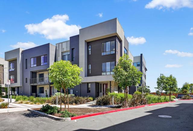 3891 Vanguard, Fremont CA: https://media.crmls.org/mediaz/0f4b9177-0949-4e62-86a7-b3a19091d920.jpg