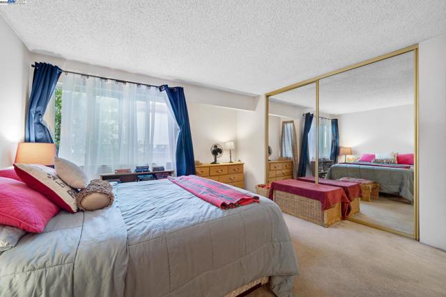 21083 Gary Dr, Hayward CA: https://media.crmls.org/mediaz/0f4be971-e5b3-448b-bf75-0e6dc4bb7578.jpg