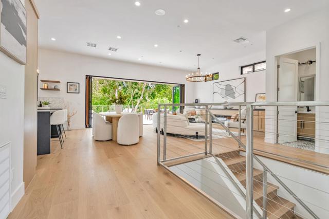 11664 Winding Way, Los Altos CA: https://media.crmls.org/mediaz/0f4bec29-6b3f-4e38-a148-32316ebfac22.jpg
