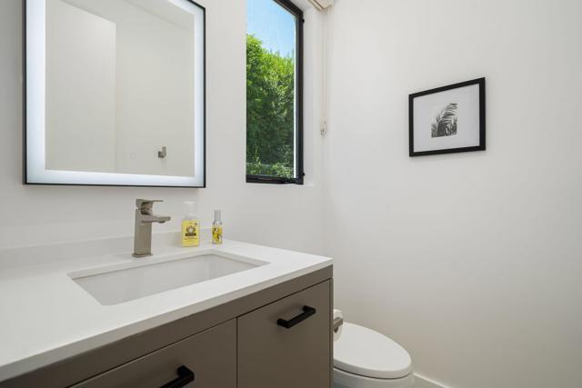 74846 Fox Hills Court, Palm Desert CA: https://media.crmls.org/mediaz/0f4d99a2-0435-44ed-9a3b-3d123c8850bc.jpg