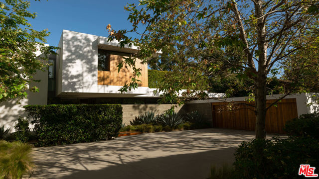 Drew Fenton | 748 Amalfi Drive Pacific Palisades CA | MLS: 7262842