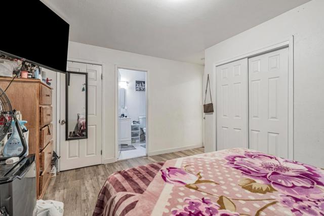 748 Clara Street, Oakland CA: https://media.crmls.org/mediaz/0f4dc5f9-459b-462a-8cec-04deb9d9ef47.jpg
