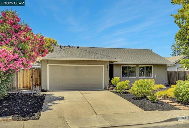 9821 Broadmoor Dr, San Ramon CA: https://media.crmls.org/mediaz/0f4de739-1c88-4041-bcc6-6860e73f50cb.jpg