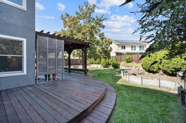 2421 Valley View Road, Hollister CA: https://media.crmls.org/mediaz/0f501ea1-0b57-4383-855c-0589536caeb7.jpg