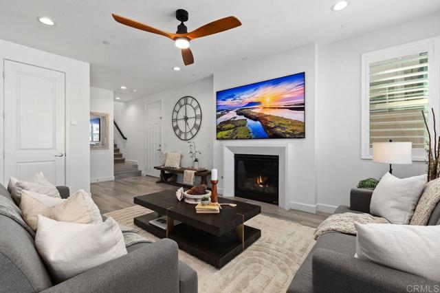 Detail Gallery Image 8 of 59 For 3122 Salina Rd, Carlsbad,  CA 92010 - 3 Beds | 2/1 Baths