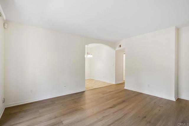 Detail Gallery Image 5 of 28 For 4465 Home Ave #5,  San Diego,  CA 92105 - 2 Beds | 1/1 Baths