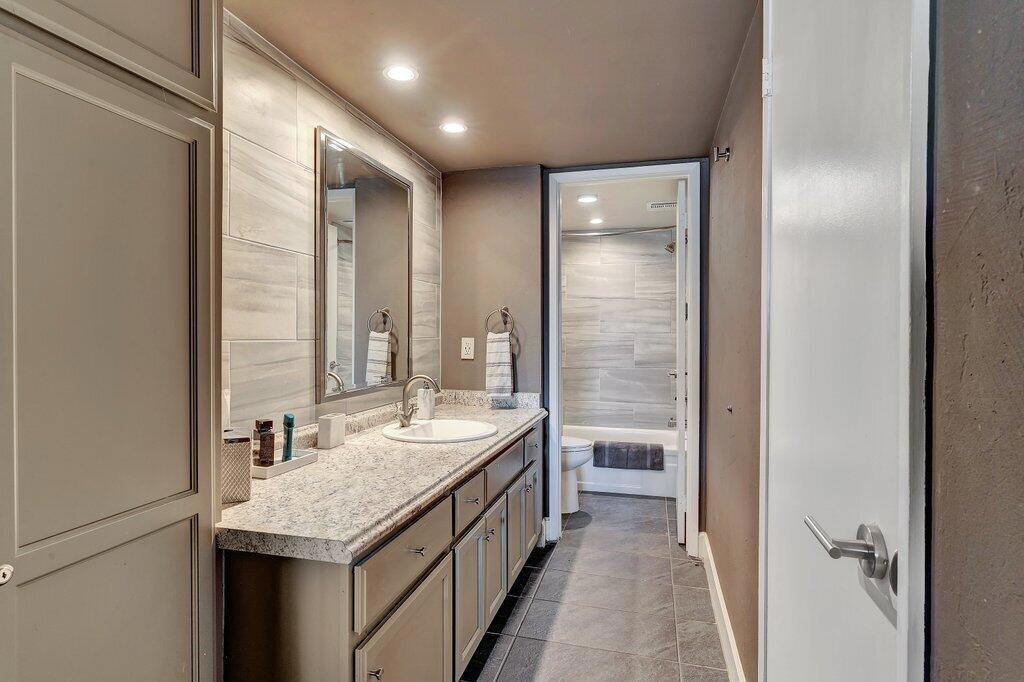 MLS #219138624DA image #12