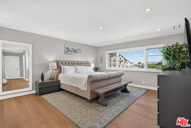4 Bed Home for Sale in Los Angeles, California