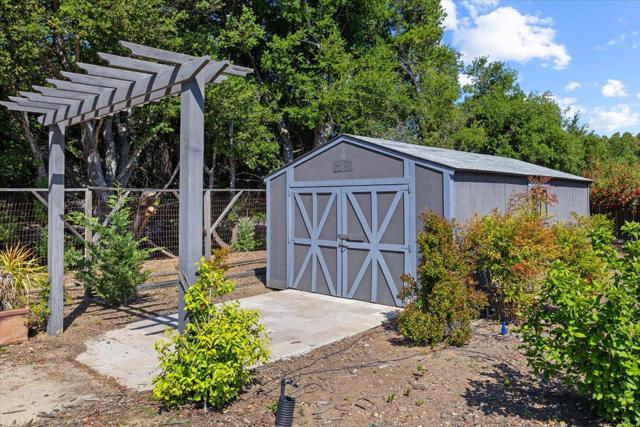 20811 Norada Court, Saratoga CA: https://media.crmls.org/mediaz/0f525015-94a0-4e65-940a-fe46e098742b.jpg