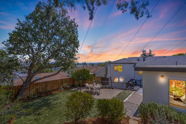 1320 Hull Drive, San Carlos CA: https://media.crmls.org/mediaz/0f5270ab-f069-4483-8569-6f50aac9ddae.jpg