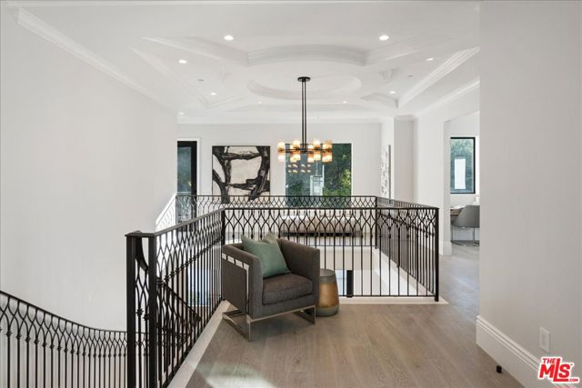 4351 Vanalden Avenue, Tarzana CA: https://media.crmls.org/mediaz/0f535d93-2039-4a76-9645-6d5eaa2dca77.jpg