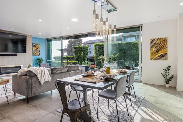 165 Pine Ave, Carlsbad CA: https://media.crmls.org/mediaz/0f53bee7-f14d-4efb-8f53-09c7ea5644fa.jpg