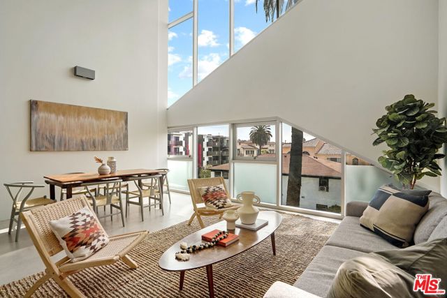 803 Wilcox Avenue, Los Angeles CA: https://media.crmls.org/mediaz/0f54025d-00e2-4760-9104-958a7b2010e2.jpg