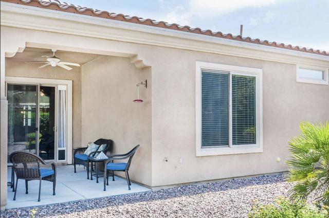 81690 Avenida Alturas, Indio CA: https://media.crmls.org/mediaz/0f556613-269f-4549-a443-7a5343f0ba79.jpg