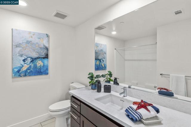 320 Riesling Ave, Milpitas CA: https://media.crmls.org/mediaz/0f567e8e-9a08-4c2e-b7e5-0ebf88075741.jpg