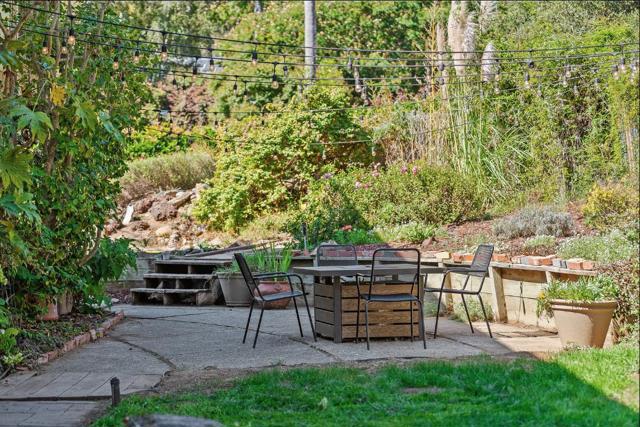 175 Merry Lane, Aptos CA: https://media.crmls.org/mediaz/0f56f3eb-cfea-40fb-b858-5596f5ec4d7b.jpg